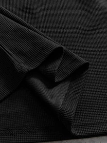 AXEPEAK Men's Long Sleeve Crew Neck T-Shirt, Black And White Color Block, Handwritten English Print, Loose Fit - Black - View 5
