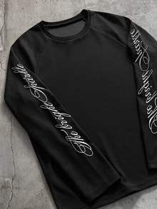 AXEPEAK Men's Long Sleeve Crew Neck T-Shirt, Black And White Color Block, Handwritten English Print, Loose Fit - Black - View 4