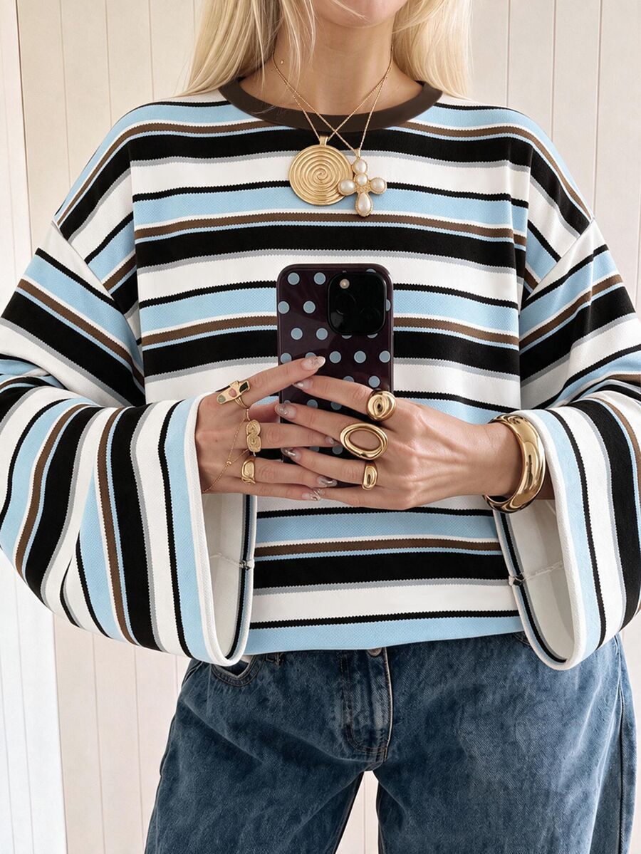 SHEIN EZwear 海外長袖條紋印花大尺碼圓領T恤,秋季上衣,適合日常通勤、聚會、秋冬春夏、聖誕節、新年、感恩節、派對、婚禮、海灘、畢業典禮、優雅、外出、約會、通勤、情人節、優雅、度假、Y2K、畢業典禮等 - 彩色 - 查看 1