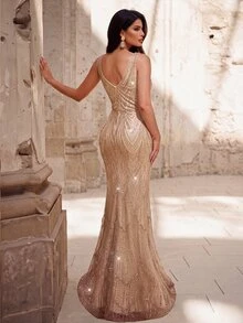 Elovaire Elegant Queen Sequined Embroidered Deep V-Neck Backless Mermaid Skirt Formal Party Evening Gown, Suitable For Wedding Guests, Mother-In-Law's Wedding - Champagne - View 2