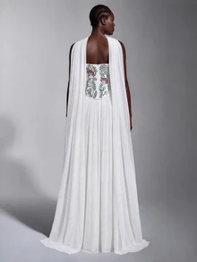 Elitara Plus Size Elegant Romantic Glamorous White Knit & Chiffon Patchwork Dress With Heavy Rhinestone Embellishment, 2 In 1 Design, Fitted A-Line, Suitable For Evening Party, Ball, Wedding Event, Bridal Gown - White - View 5