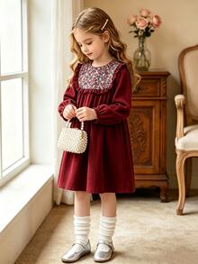 SHEIN Elladie kids 秋冬女童小碎花燈芯絨洋裝，波浪飾邊、寬鬆泡泡袖，酒紅色，百搭兒童洋裝 - 酒紅色 - 查看 5