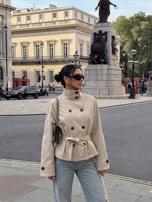 Firerie 優雅時尚純色雙排扣無口袋收腰下擺長袖立領女款風衣 - 杏色 - 查看 7