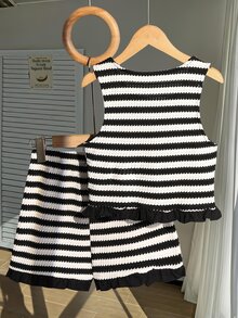 SHEIN Sparklyn ملابس خريفية للفتيات المراهقات بأكمام طويلة، طقم علوي خريفي من قطعتين، ملابس علوية قصيرة بدون أكمام باللونين الأسود والأبيض مع فيونكة، شورت قصير بكشكشة، طقم ميني... - أبيض وأسود - مشاهدة 3