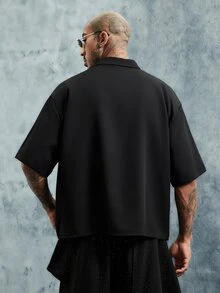 INCRYTM 男士舒適純色短袖襯衫，簡約大翻領配2顆鈕扣，適合正式或休閒場合、休閒度假、聚會、簡約辦公、休閒居家穿著，百搭風格，適合自用或送禮給朋友，熱銷舒適面料襯衫 - 黑色 - 查看 2
