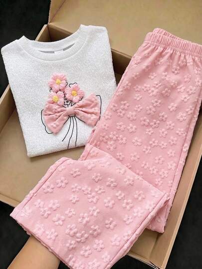 Playful Pals Conjunto de 2 piezas para niña joven con top de punto jacquard blanco con flores 3D y pantalones de cintura elástica rosa claro, ropa casual a juego para vacaciones familiares de verano