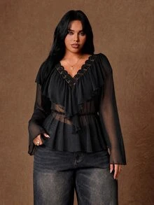 Rustia Blus Wanita Ukuran Besar Warna Polos dengan Tekstur Berkerut, Kerah Berumbai Dua Lapis, Hem Renda, Lengan Panjang Elegan, Cocok untuk Halloween, Kencan Malam, dan Musim Panas. - Hitam - View 1