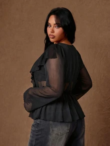 Rustia Blus Wanita Ukuran Besar Warna Polos dengan Tekstur Berkerut, Kerah Berumbai Dua Lapis, Hem Renda, Lengan Panjang Elegan, Cocok untuk Halloween, Kencan Malam, dan Musim Panas. - Hitam - View 5