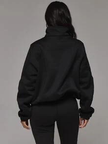 Musera Sport سويت شيرت رياضي بقصة واسعة وقصيرة بياقة عالية وسحاب ربعي وشعار مطرز وجيب أمامي، أساسيات رياضية للجيم والتمارين، للخريف والشتاء - الأسود - مشاهدة 5