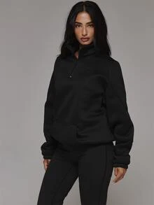 Musera Sport سويت شيرت رياضي بقصة واسعة وقصيرة بياقة عالية وسحاب ربعي وشعار مطرز وجيب أمامي، أساسيات رياضية للجيم والتمارين، للخريف والشتاء - الأسود - مشاهدة 4