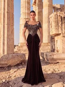 Aureia Elegant Luxurious Coffee Brown Beaded Embroidery Patchwork Velvet Mermaid Tail Train Formal Evening Gown For Women - Coffee Brown - View 2