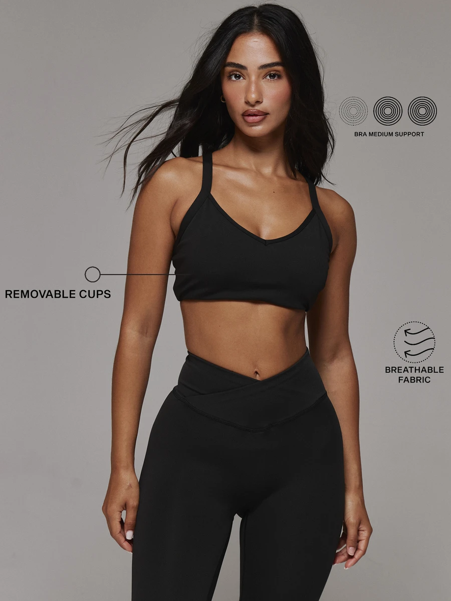 Musera Sport V Neck Strappy Back Active Sports Bra 2 Pieces Sports Bra Multipack Sport Essentials Basics Autumn Fall Winter - Black and White - View 1