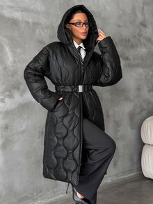 Rafferiza Damen schwarzer gesteppter Wintermantel mit Kapuze - Taillengürtel, wellenförmiges Steppdesign, warme Winteroberbekleidung, durchgehender Reißverschluss - Schwarz - Übersicht 1