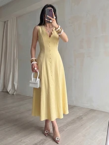 NOVVYNE 女士无袖黄色编织收腰荷叶领A字纽扣优雅浪漫连衣裙，春夏款 - 鵝黃色 - 查看 8