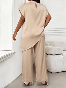 SHEIN Lady Plus Size Women Floral Print Asymmetrical Hem Top And Pants Set - Khaki - View 3