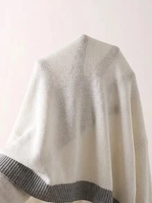 Solivie Gaun Sweater Wanita Model V-Neck Warna-Blok untuk Musim Gugur - Putih - View 7