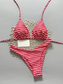 SHEIN Swim 女款兩件式分體比基尼套裝，熱帶可愛多彩條紋印花掛脖三角上衣與可愛三角泳褲，熱銷海灘度假休閒優雅情人節派對比基尼套裝，女款假期優雅海灘穿搭 - 彩色 - 查看 1