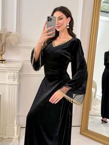 Al Najma Women's Elegant Mesh Patchwork Arabian Dress - Black - View 7