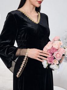 Al Najma Women's Elegant Mesh Patchwork Arabian Dress - Black - View 1
