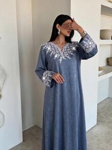 Al Najma Fashionable Applique Small V-Neck Loose Elegant Dress - Gray Blue - View 9