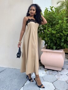 Alexandranx 女款夏季蕾絲拼接黑白對比寬鬆細肩帶中長洋裝，適合派對、海灘、度假太陽裙 - 卡其色 - 查看 5