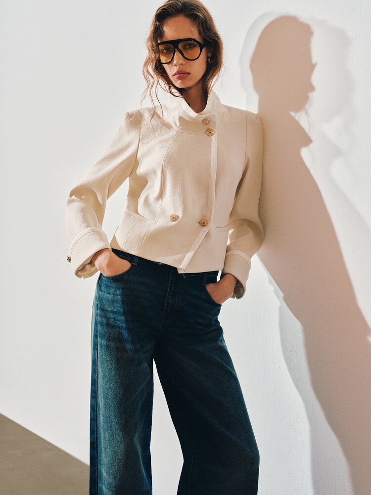 MOTF PREMIUM 極簡雙排扣立領短版夾克 - 杏色 - 查看 1