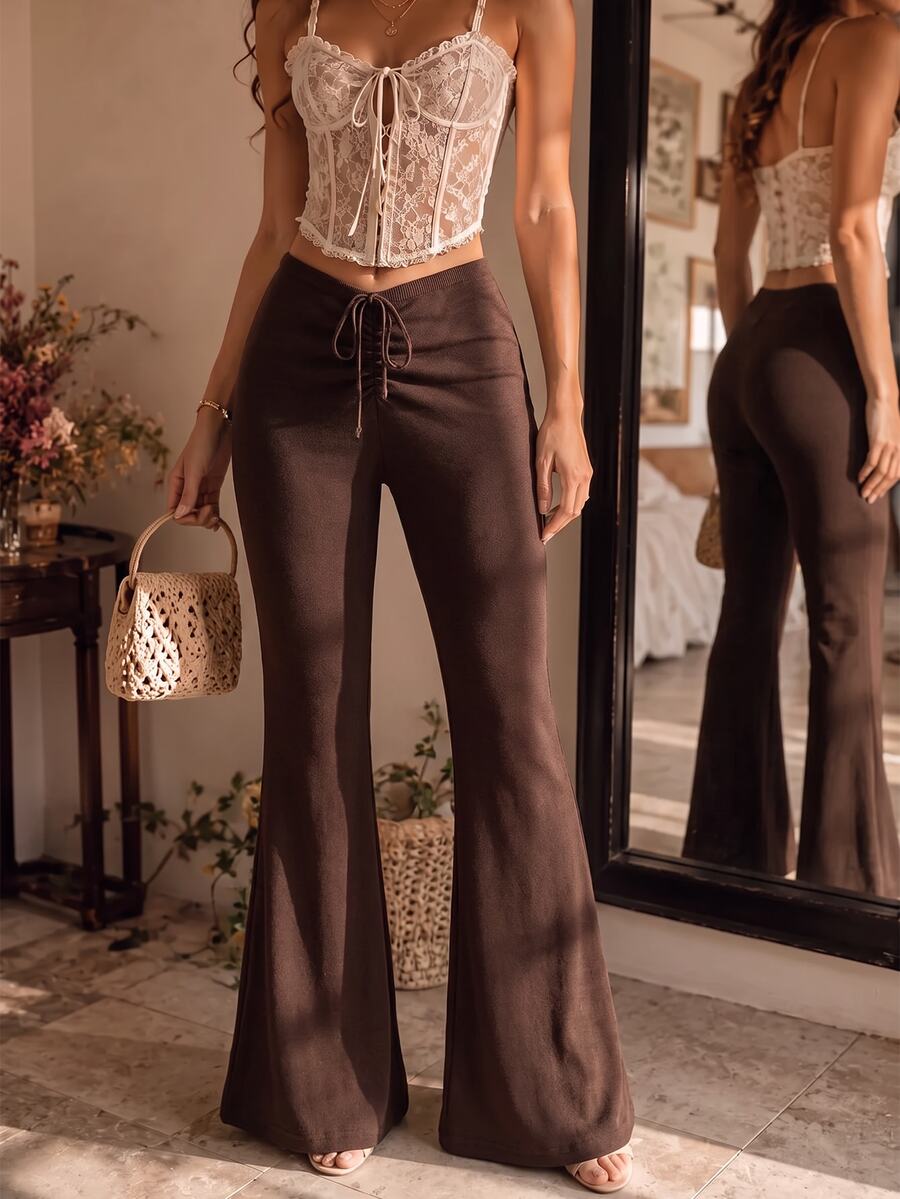 SHEIN MOD Celana Rajut Cokelat Tua Nyaman dengan Model Mengembang dan Detail Tali Serut Berkerut yang Bergaya, Celana Cokelat Tua, Celana Model Lonceng untuk Wanita, Celana Model Lonceng - Coklat - View 1