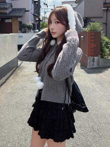 FRIFUL Cardigan Rajut Wanita Musim Gugur dengan Tudung, Warna Kontras, Kain Berbulu, dan Resleting Ganda - Grey - View 3