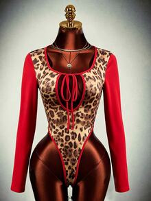 Mistrie Bodysuit Lengan Panjang Motif Leopard Merah Seksi Terbaru Musim Gugur dengan Leher Persegi Berongga dan Desain Warna Kontras, Cocok untuk Musim Kembali ke Sekolah, Pesta Malam di Klub, dan Halloween. - MultiWarna - View 9