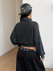 Coolane 女款秋冬外出街頭風日常休閒Y2K純棉水洗Grunge刺繡圖案黑色短版立領外套，適合運動穿搭 - 黑色 - 查看 7