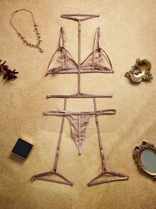 PinupPomp Elegant & Sexy Lace Lingerie Set - Maroon - View 2