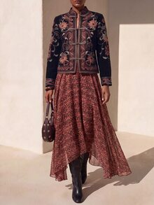 Zivah Rok Wanita Motif Bunga dengan Hemline Asimetris untuk Liburan - Burgundy - View 2