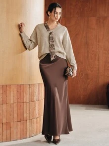 Anewsta Sweater dengan Motif Bunga dan Bahu Longgar - Khaki - View 8