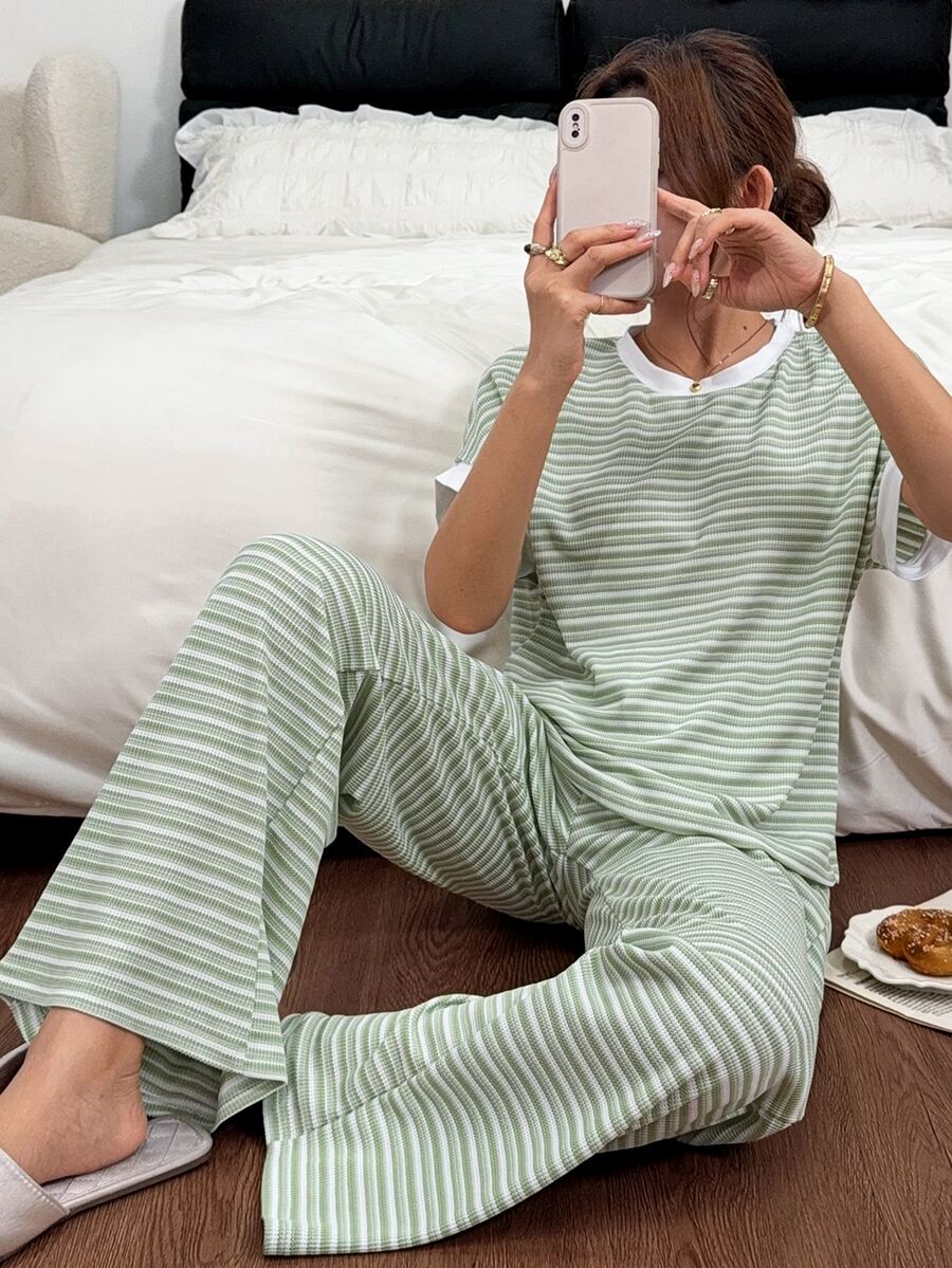 SHEIN Women's Casual Knit Jacquard Striped Short Sleeve Long Pants Loungewear Pajama Set - Green - View 1