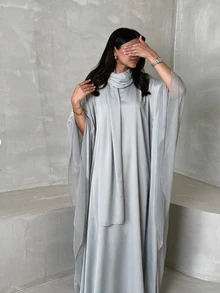 Yasmyna Gaun Abaya Model Batwing Chiffon Abu-abu Muda dengan Hijab, Kaftan Longgar dan Sopan untuk Wanita, Gaun Pesta Malam Panjang untuk Musim Gugur - Biru - View 7