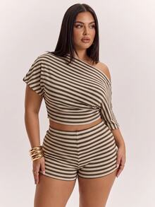 SHEIN Tall CURVE 大尺碼女款條紋不對稱單肩短版上衣與短褲兩件套 - 彩色 - 查看 8