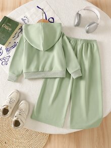 SHEIN ChillGRL Streecool 青少女女孩 2 件套秋季服飾 常規厚度針織休閒百搭連帽拉鍊運動外套與寬鬆寬腿長褲套裝 馬術運動圖案印花裝飾 適合休閒運動 - 綠色 - 查看 2