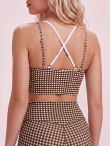 SHEIN Sovereign Charm طقم رياضي نسائي من قطعتين بنقشة مربعات بني، كاميسول وشورت قصير جداً، ستايل أثليجر رياضي مستوحى من أوائل الألفينات، للجم والتمرين الصيفي - قهوة بني - مشاهدة 2