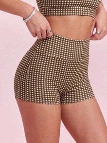 SHEIN Sovereign Charm طقم رياضي نسائي من قطعتين بنقشة مربعات بني، كاميسول وشورت قصير جداً، ستايل أثليجر رياضي مستوحى من أوائل الألفينات، للجم والتمرين الصيفي - قهوة بني - مشاهدة 4