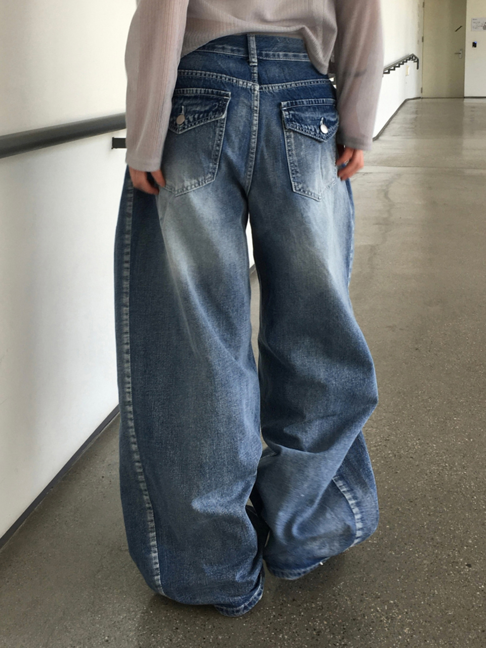 Women's Washed Waistband Decor Loose Casual Folded Denim Jeans Fall