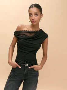 Nöista Women Fall Black Cold Shoulder Draped Top With Lace Detail Trim Insert On The Neck, Perfect Top For Party, Winter Going Out, And Special Occasions. - Black - View 4