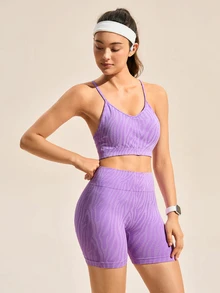 Exploreva Exploreva Setelan Atasan dan Celana Pendek Olahraga Tanpa Jahitan, Desain Tali Bahu Tipis, Pinggang Tinggi Membentuk dan Mengangkat, Cocok untuk Yoga, Kebugaran, dan Lari - Purple - View 6
