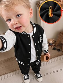 SHEIN Playful Pals 2件組中性嬰兒幼兒美式校園運動風字母A貼布繡黑白對比壓扣棒球領長袖棒球夾克與長褲休閒運動套裝，適合日常穿著、返校秋季校服，男嬰衣著 - 黑色 - 查看 4