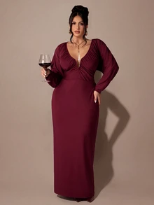 SHEIN BAE CURVE Gaun Elegan Wanita Ukuran Besar Warna Burgundy dengan Leher V Dalam dan Lengan Kelelawar untuk Musim Gugur - Burgundy - View 7
