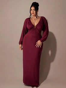 SHEIN BAE CURVE Gaun Elegan Wanita Ukuran Besar Warna Burgundy dengan Leher V Dalam dan Lengan Kelelawar untuk Musim Gugur - Burgundy - View 3