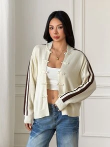 SHEIN PETITE جاكيت كارديجان بأزرار على شكل ضفدع بأسلوب صيني جديد، كنزة صوفية محبوكة بياقة صينية واقفة وأكمام طويلة - لون مشمشي - مشاهدة 3