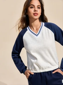 SHEIN Sports بلوزة رياضية كاجوال للنساء مصنوعة من قطع ملونة، مناسبة للخريف والشتاء - متعدد الألوان - مشاهدة 2