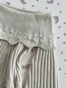 Elamini Sweater Rajut Lengan Panjang Wanita dengan Desain Berlubang, Bahu Terbuka, dan Potongan Mengembang, Motif Bunga, Nuansa Manis yang Menawan, Cocok untuk Musim Gugur/Dingin - Aprikot - View 5