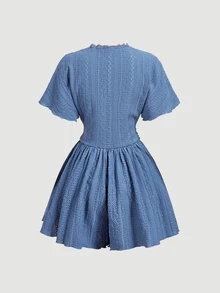 SHEIN MOD 女款 1 件裝紋理鏤空刺繡蕾絲飾邊 V 領短袖抽褶腰寬褲連身褲，灰藍色甜美 Coquette 女孩風秋季度假穿搭 - 藍色 - 查看 2