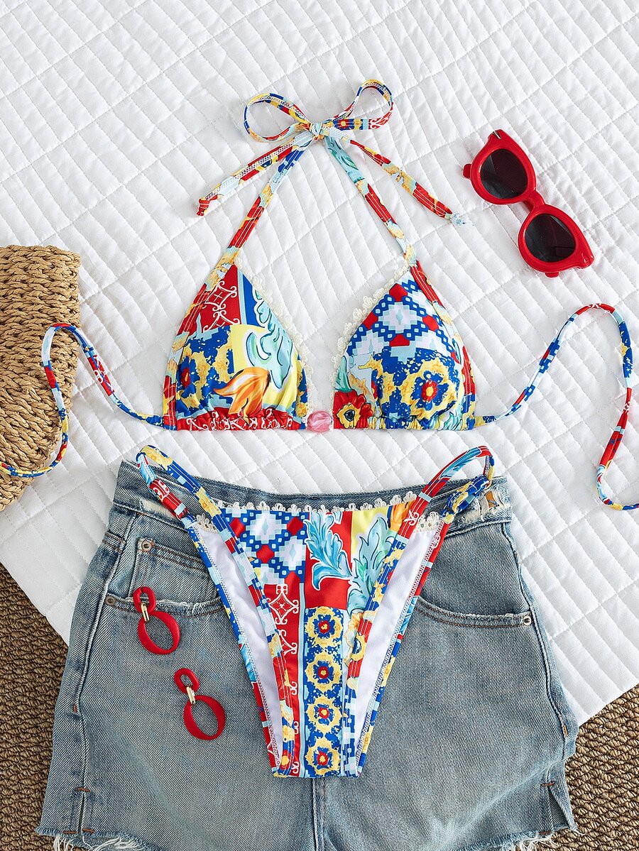 SHEIN Swim 波希米亞度假風女款比基尼兩件套,紅藍黃拼色印花搭配貝殼蕾絲,粉色精緻珠飾配件,掛脖綁帶三角罩杯,低腰三角褲,春季復活節海灘海岸度假時尚造型 - 彩色 - 查看 1
